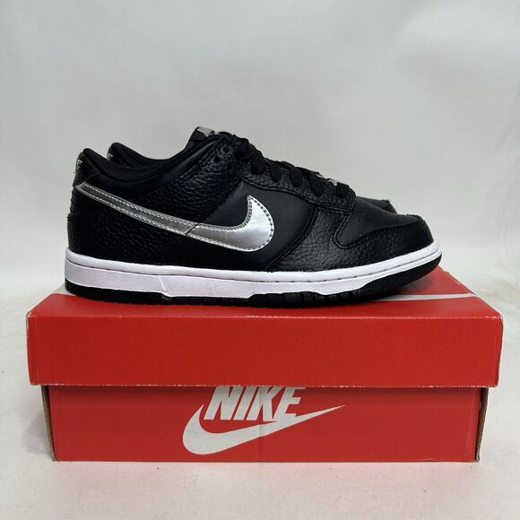 Nike Shoes Dunk Low X NBA EMB GS’ 75th “Spurs” 2024 - Picture 4 of 8